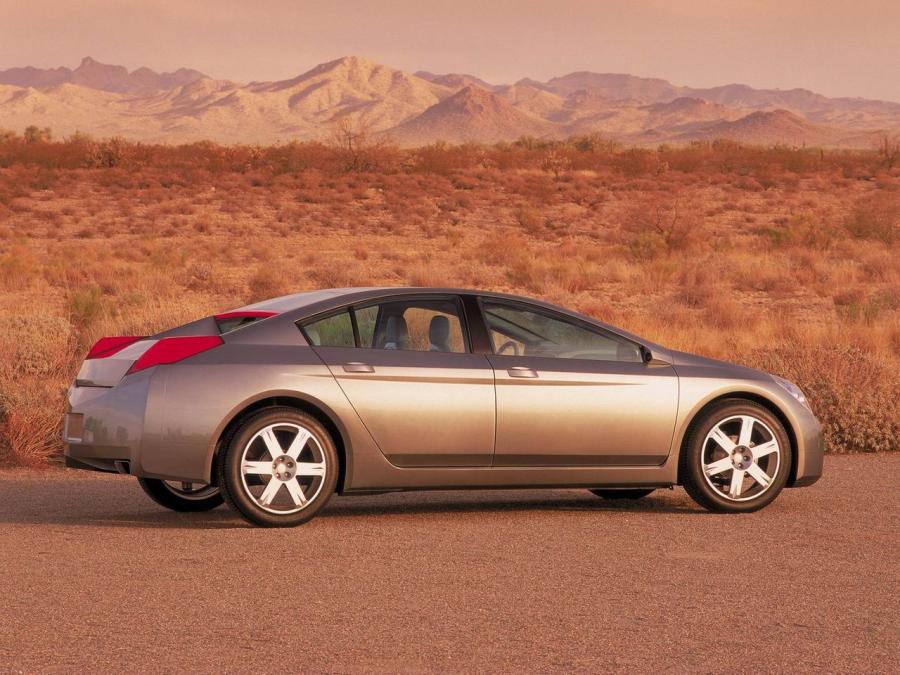  Dodge Intrepid ESX3 Concept 2000 года  (фото 6 из 9)